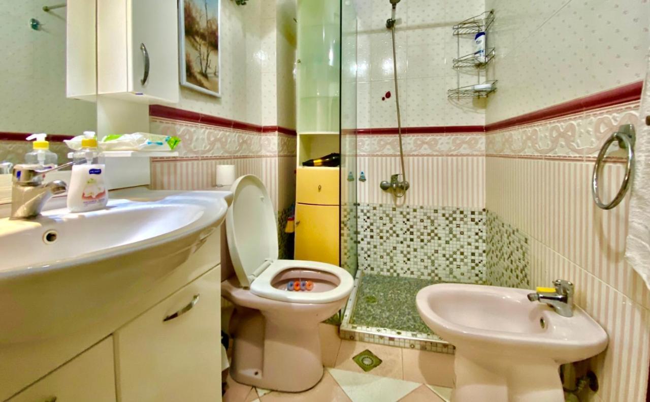 Blloku Apartment Tiranë Ngoại thất bức ảnh